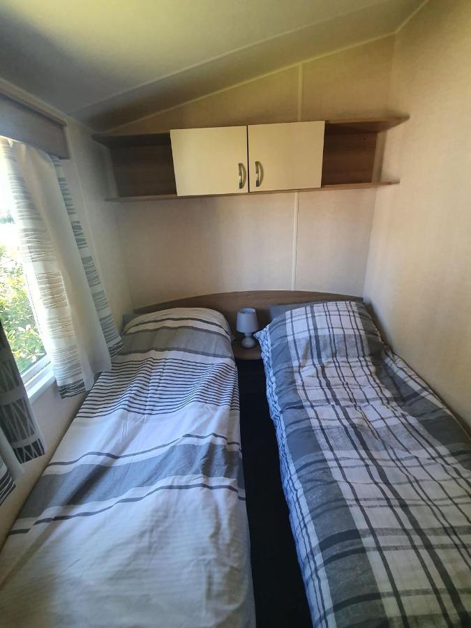 Blackmoor Farm - Caravan 3 Vila Ludchurch Exterior foto